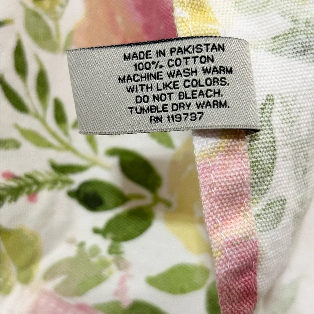 Cynthia Rowley Tablecloth Floral Rectangle 73” x 58.5” Cotton Colorful Whimsical